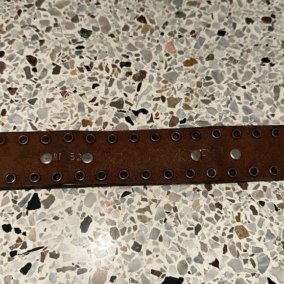 Brown leather belt silver concho stud studded medium m - Picture 2 of 4